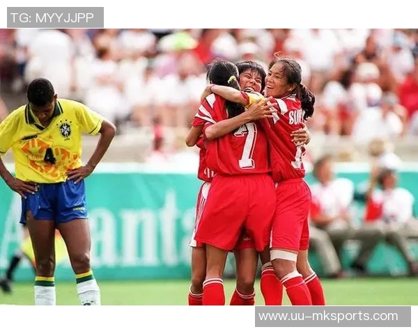 感动无处不在足球世界里的十大感人瞬间回顾 感动无处不在足球世界里的十大感人瞬间回顾